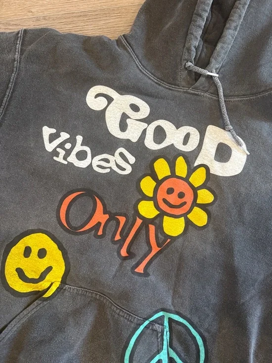 PacSun Black 'Good Vibes Only' Graphic Hoodie with Colorful Prints - Picture 2 of 4